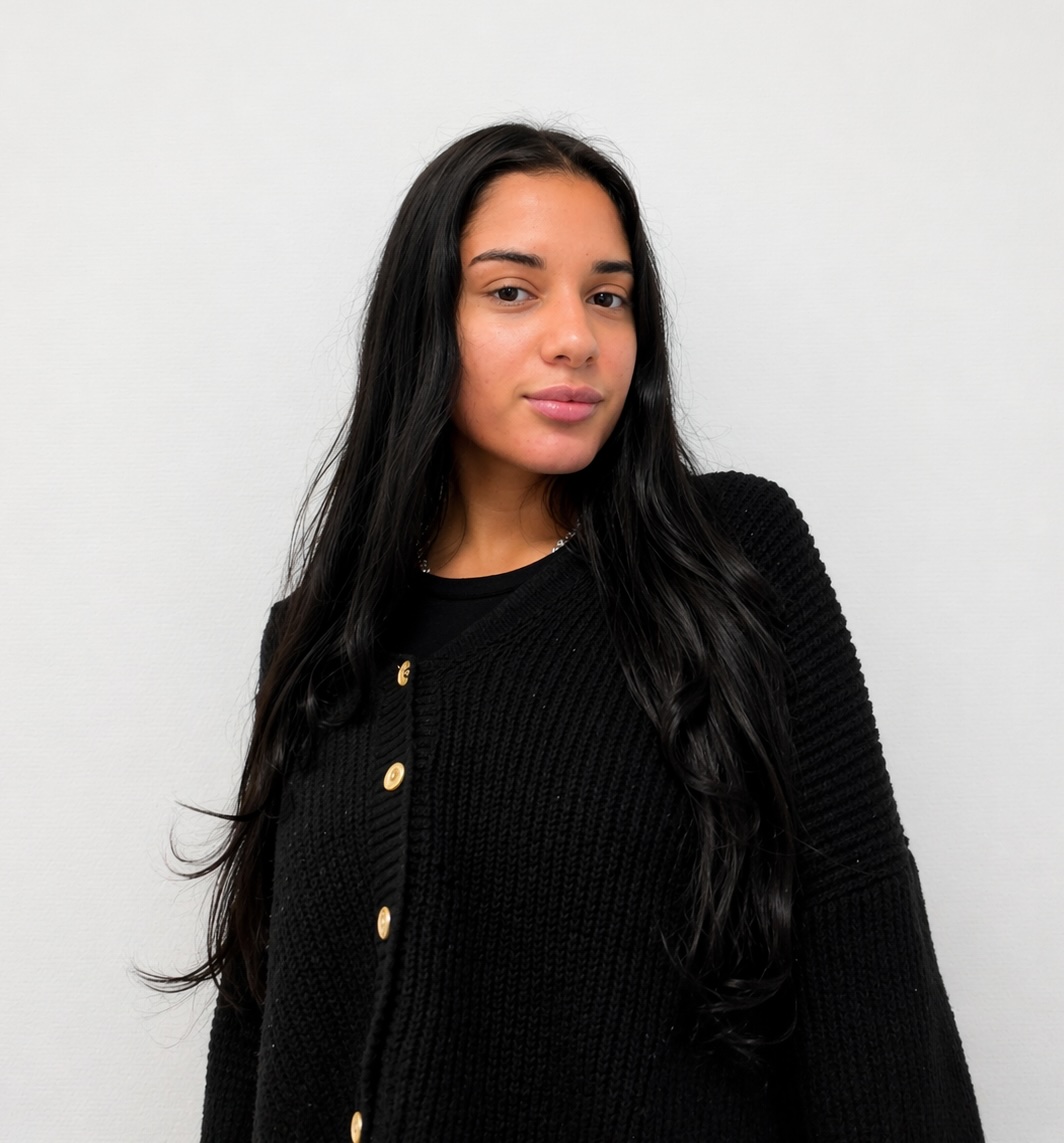 Roshylaine Koolman, receptioniste